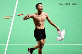 Jonathan Christie Melakukan Selebrasi Kemenangan pada Final Bulutangkis Asian Games 2018