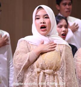 Afrina Sebagai Soloist