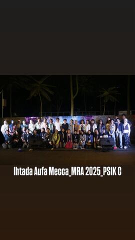 Dokumentasi foto bersama para panitia yang hadir dan guest star