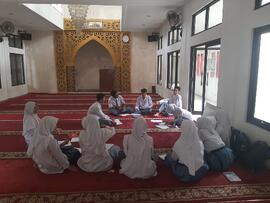 Foto Kegiatan IRMA Membedah Isi dari Al-Qur'an