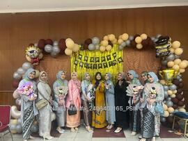 Dokumentasi Siswi saat Wisuda