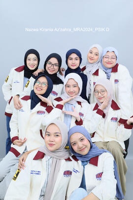 Foto Bersama Anggota Kominfo